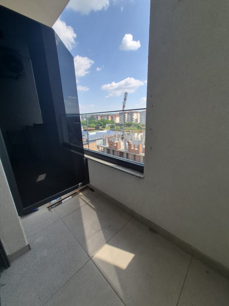 Izdaje se garsonjera u novogradnji