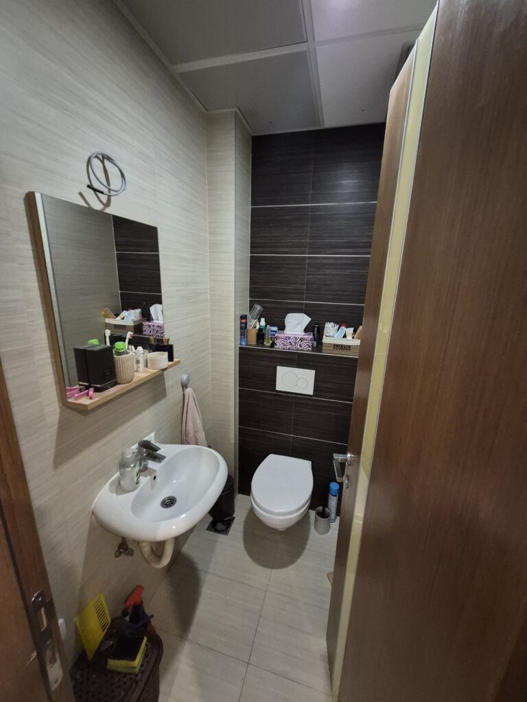 Trosoban stan u novogradnji od 85m2 sa uknjiženom garažom od 21m2 i dve ostave