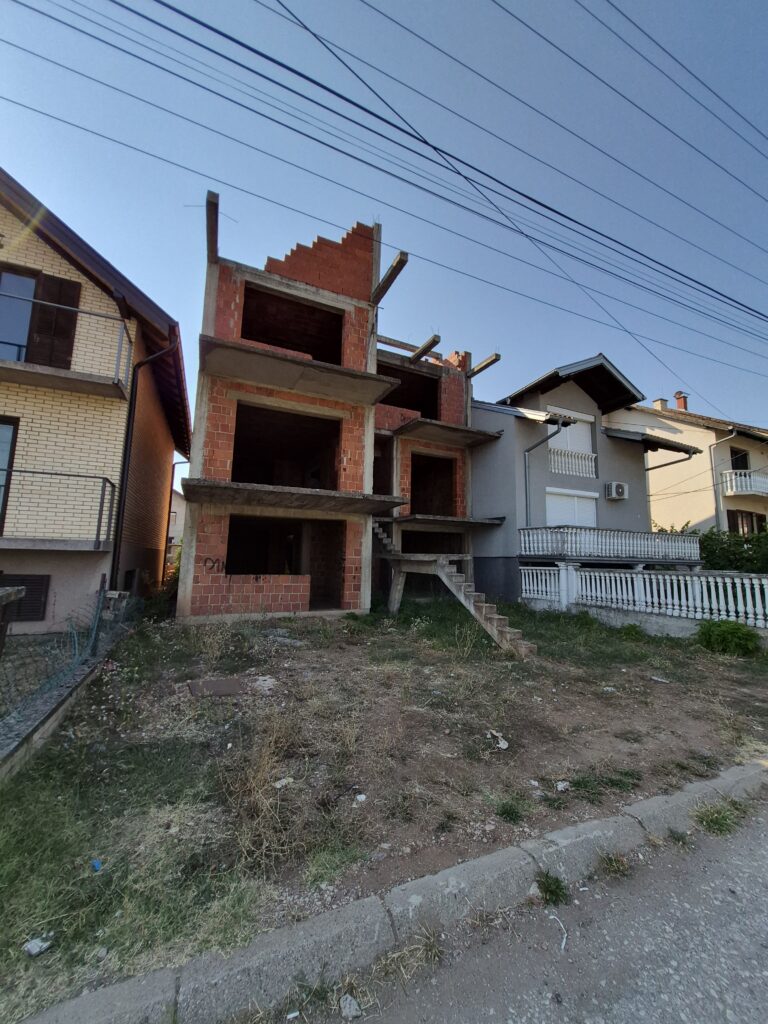 Na prodaju započet objekat u Gloždaku