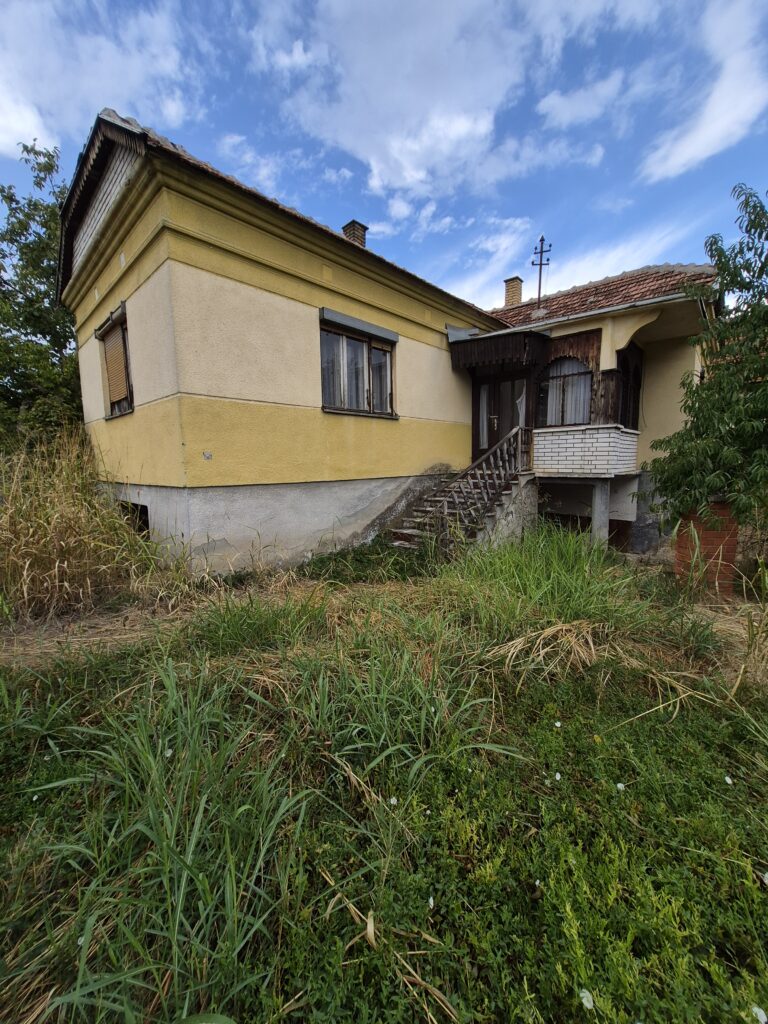 Seosko domaćinstvo u Raševici