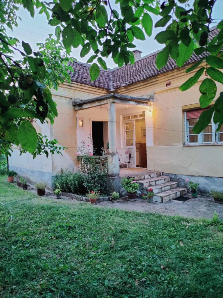 Legalizovano seosko domaćinstvo u Donjoj Mutnici