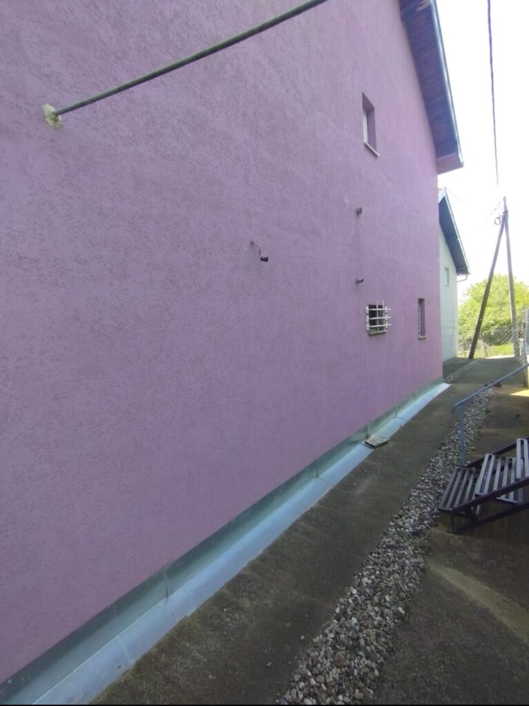 Sredjena kuća na Karadjordjevom brdu